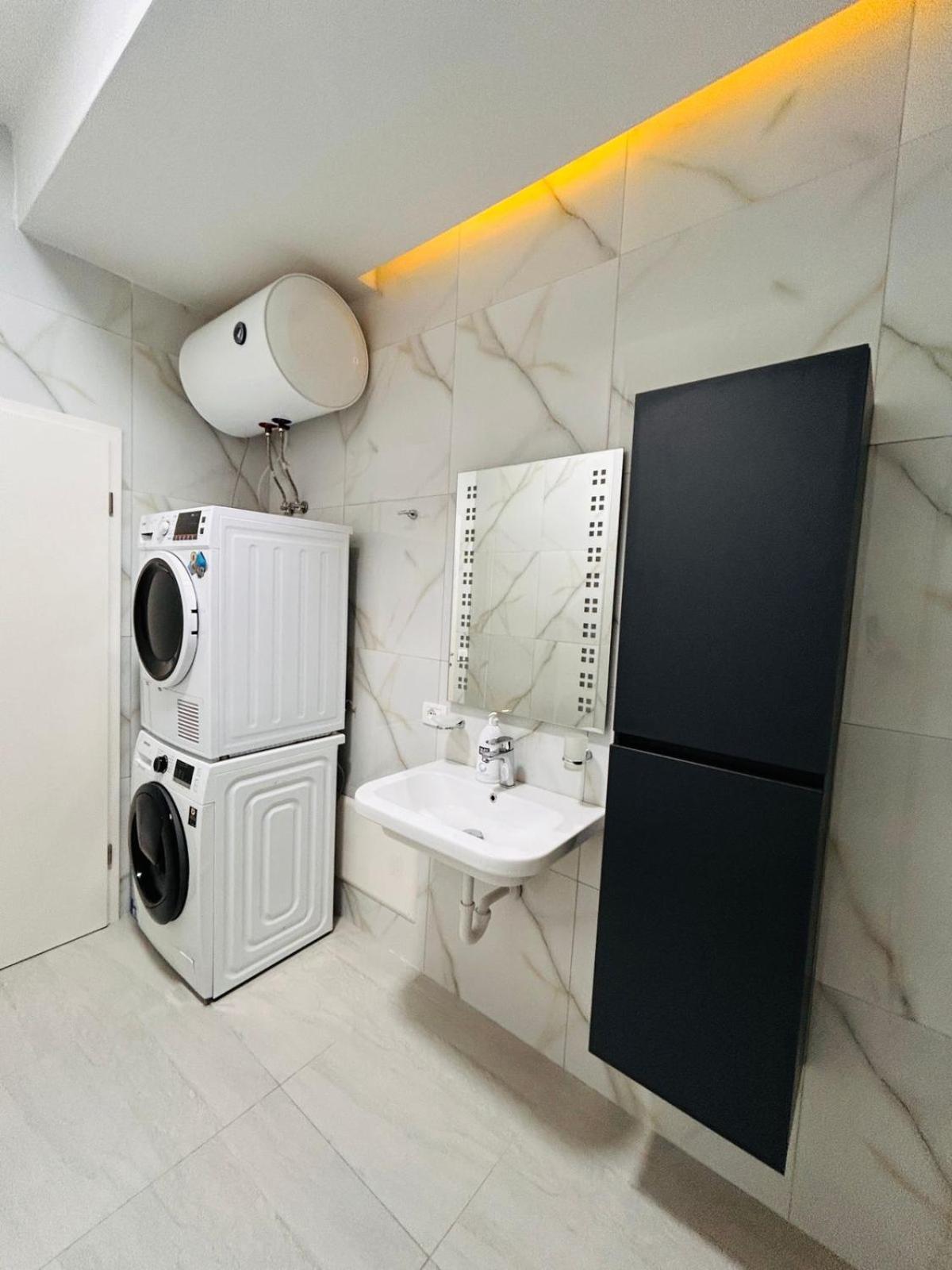 Picasso Apartment تيرانا المظهر الخارجي الصورة